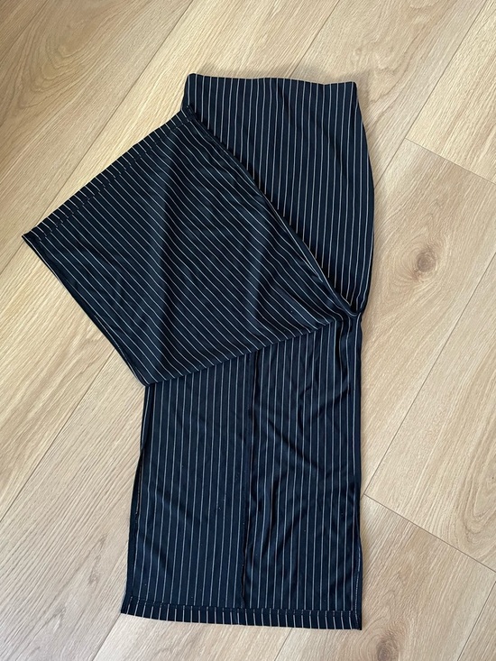 joule Dresses & Skirts - Joule Black Midi Skirt with White Pinstripes